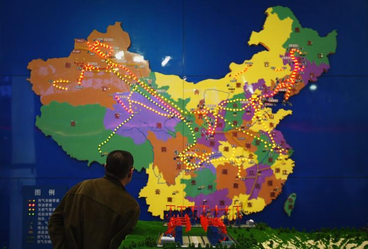 <a><img src="https://www.theepochtimes.com/assets/uploads/2015/09/af85553011.jpg" alt="A Chinese visitor watches the map of the Chinese petroleum pipeline on March 21 in Beijing, China. Part of the distrust toward China involves territorial disputes with India to the west and Russia to the north.  (Feng Li/Getty Images)" title="A Chinese visitor watches the map of the Chinese petroleum pipeline on March 21 in Beijing, China. Part of the distrust toward China involves territorial disputes with India to the west and Russia to the north.  (Feng Li/Getty Images)" width="320" class="size-medium wp-image-1826416"/></a>
